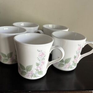 Vintage Corning USA | Veranda | Set of 5 Coffee Mugs | Floral White Ceramic